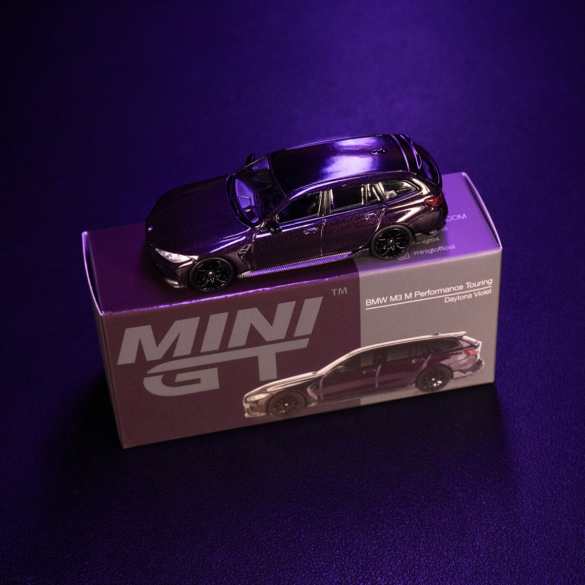 BMW M3 M Performance Touring – Daytona Violet