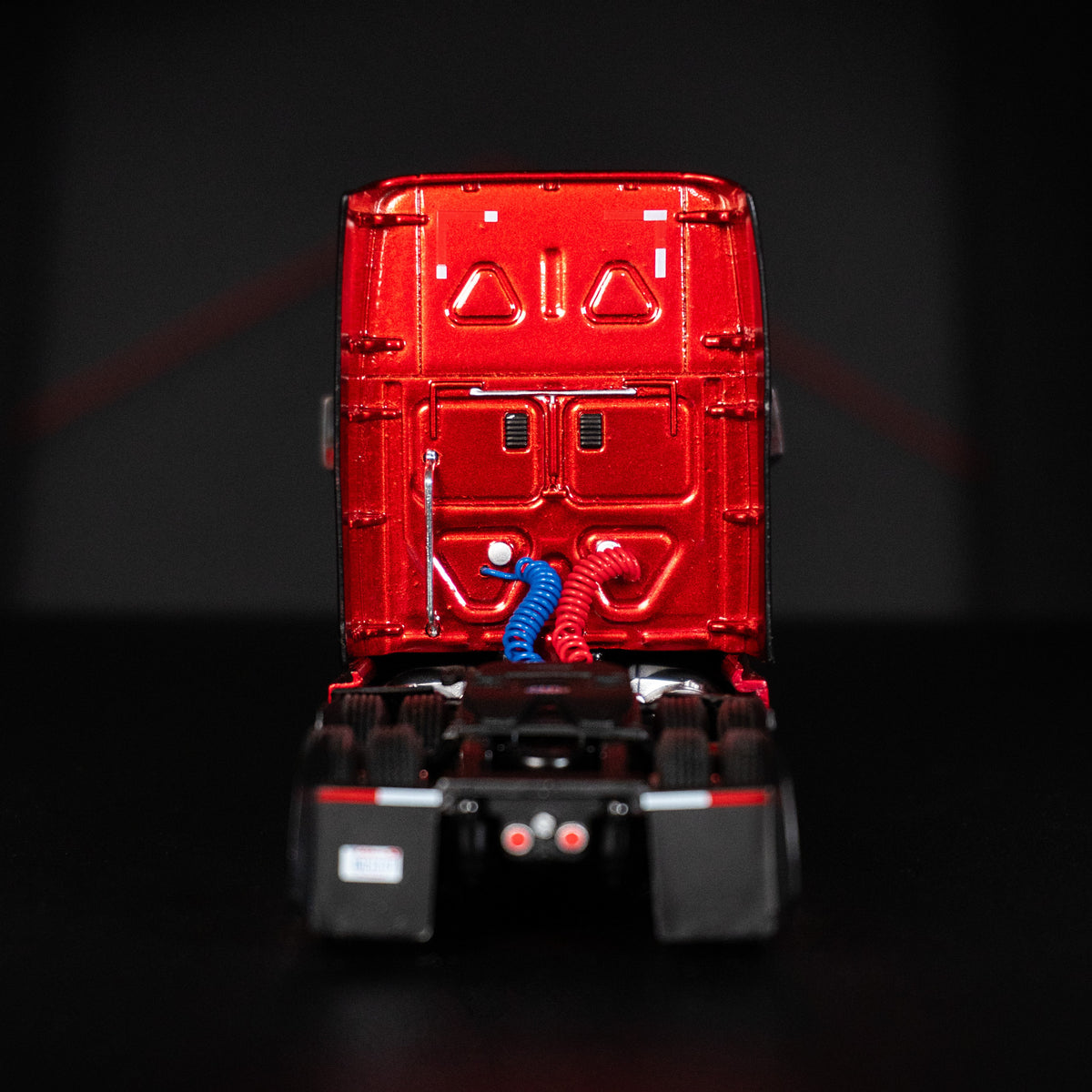Freightliner Cascadia 2018 – M Red