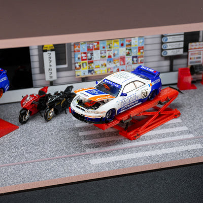 Nissan Skyline GT-R (R33) BFTHR V1 – White w/ Blue Two-tone