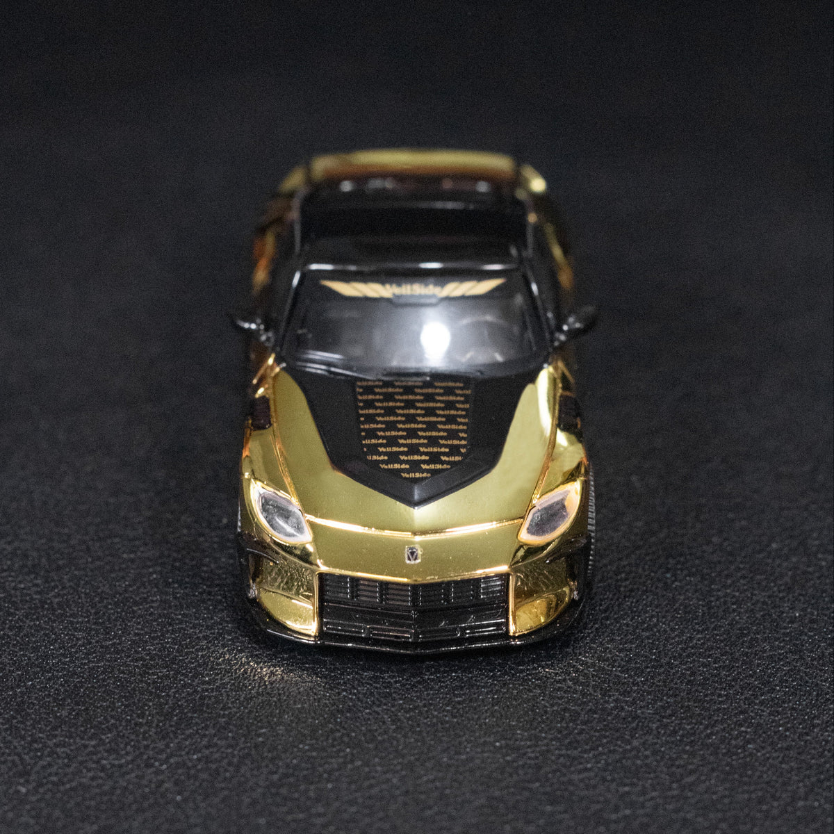 Nissan Z VeilSide FFZ400 – Gold Chrome