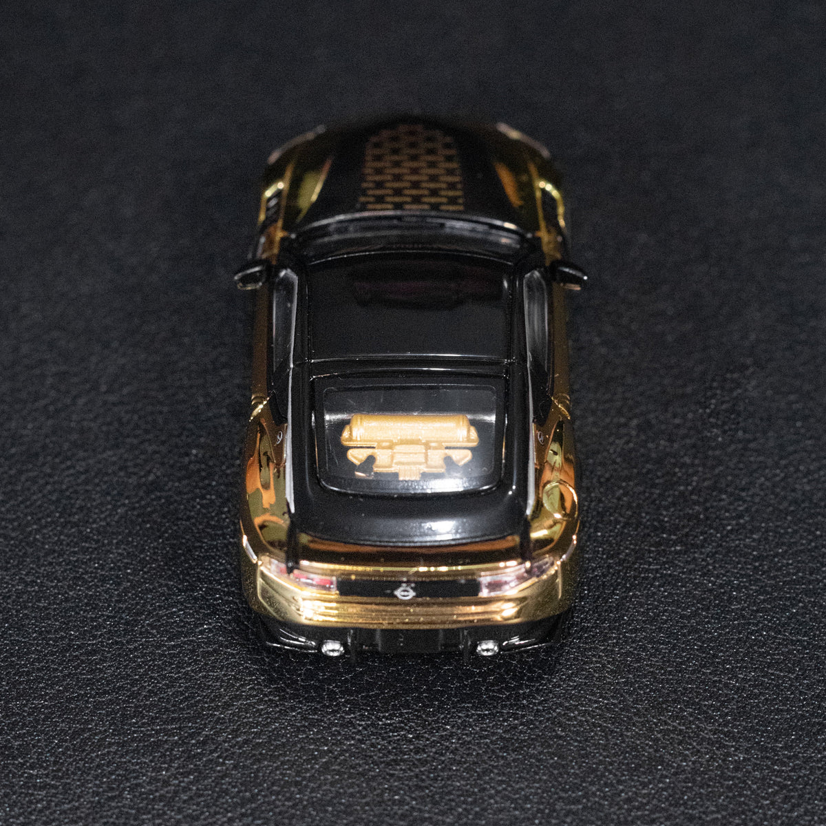 Nissan Z VeilSide FFZ400 – Gold Chrome