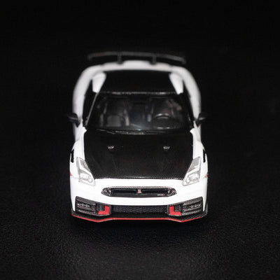 Nissan GT-R Nismo 2024 – Brilliant White Pearl