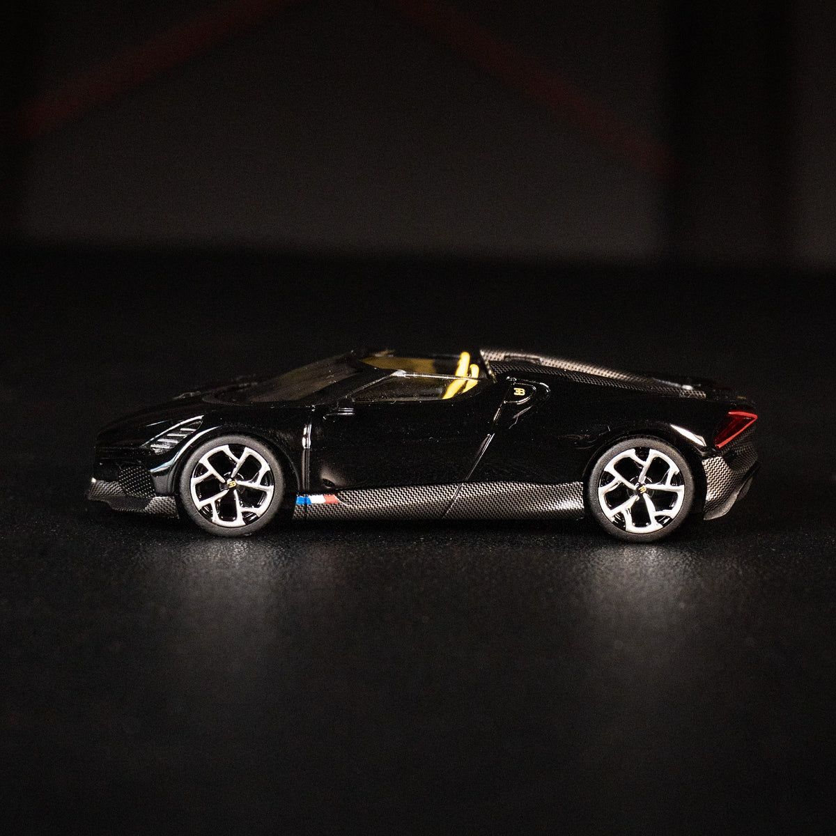 Bugatti W16 – Mistral Black
