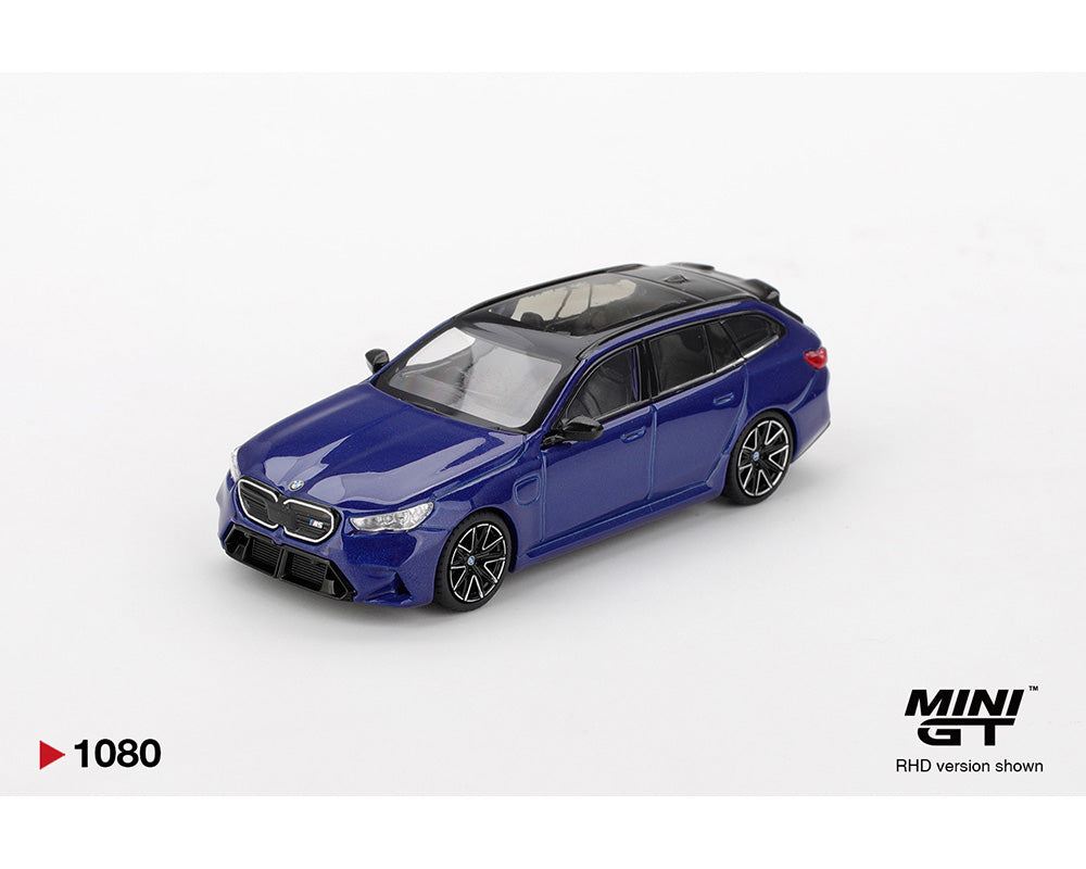 BMW M5 Touring (G99) – Marina Bay Blue Metallic